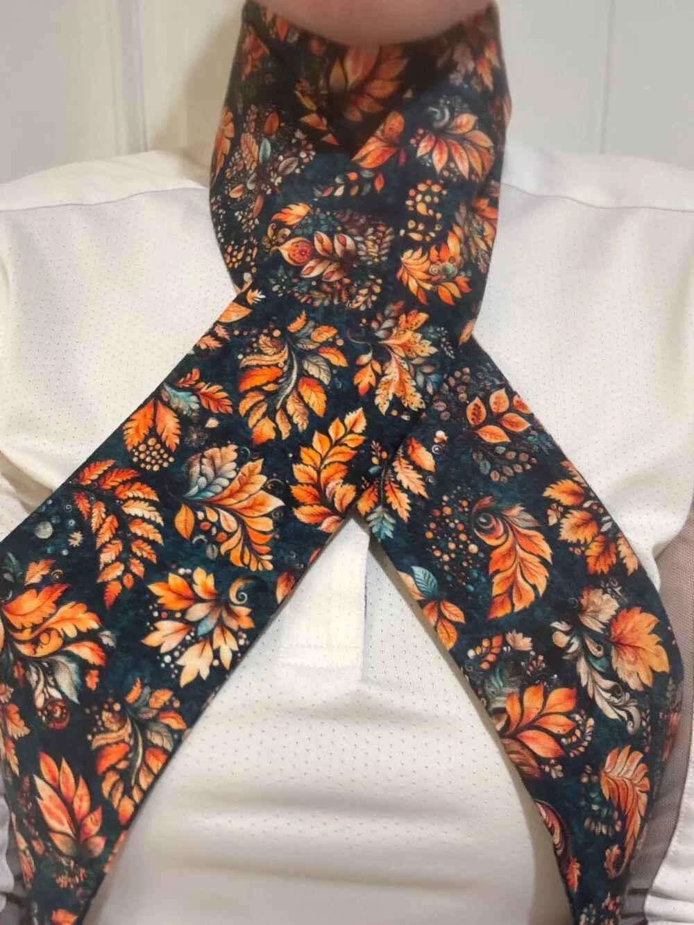 Classic Shaped Floral Paisley Equestrian Fox Hunting Stock Tie Woodland